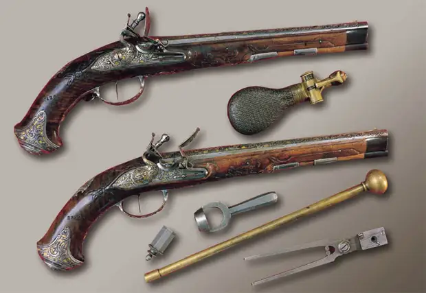 Тульские кремневые пистолеты искусство, огнестрел, оружие, старинное